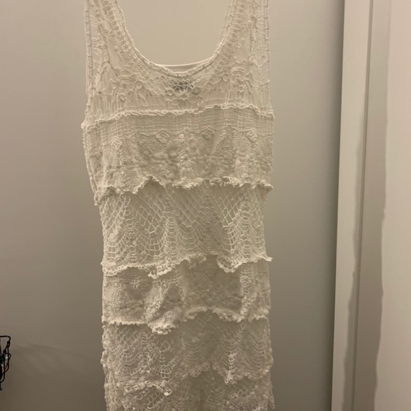 LACE DRESS - Picture 1 of 2